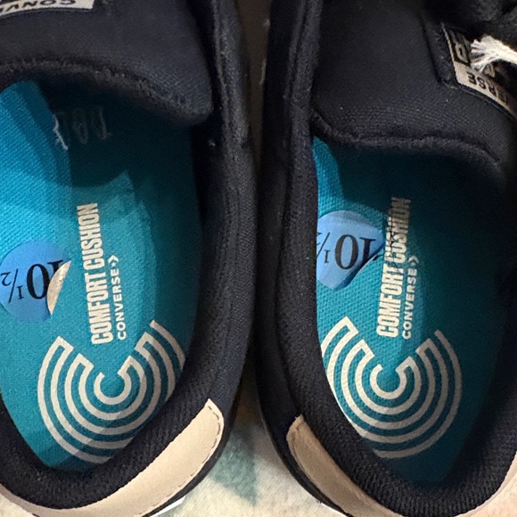 Converse Black and White Sneakers 10.5 men’s women’s 12 - Picture 6 of 7